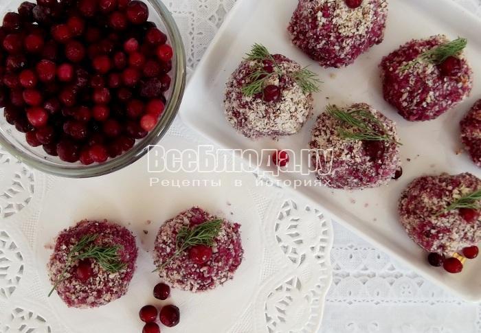 Свекольные шарики - салат из свеклы, яйца, сыра, чеснока