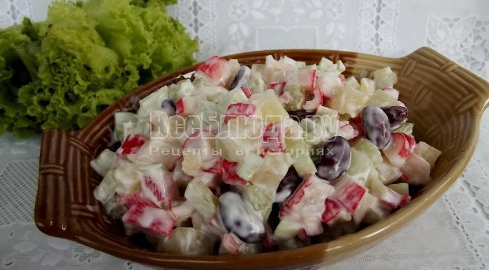 салат с консервированным ананасом и огурцами